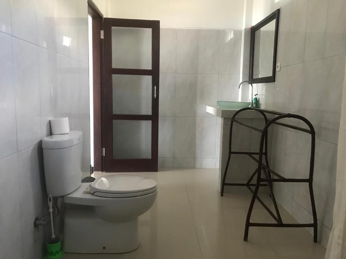 Tudes Homestay Amed Екстериор снимка