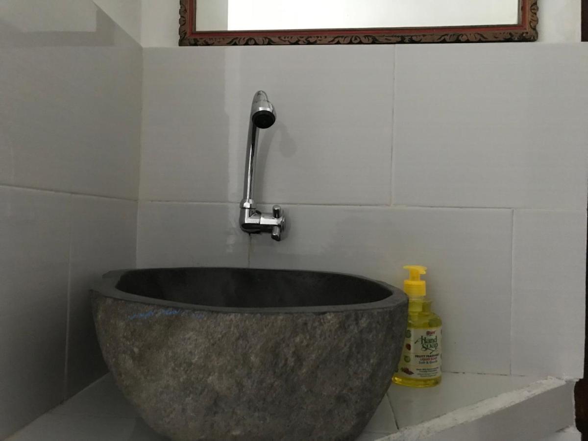 Tudes Homestay Amed Екстериор снимка