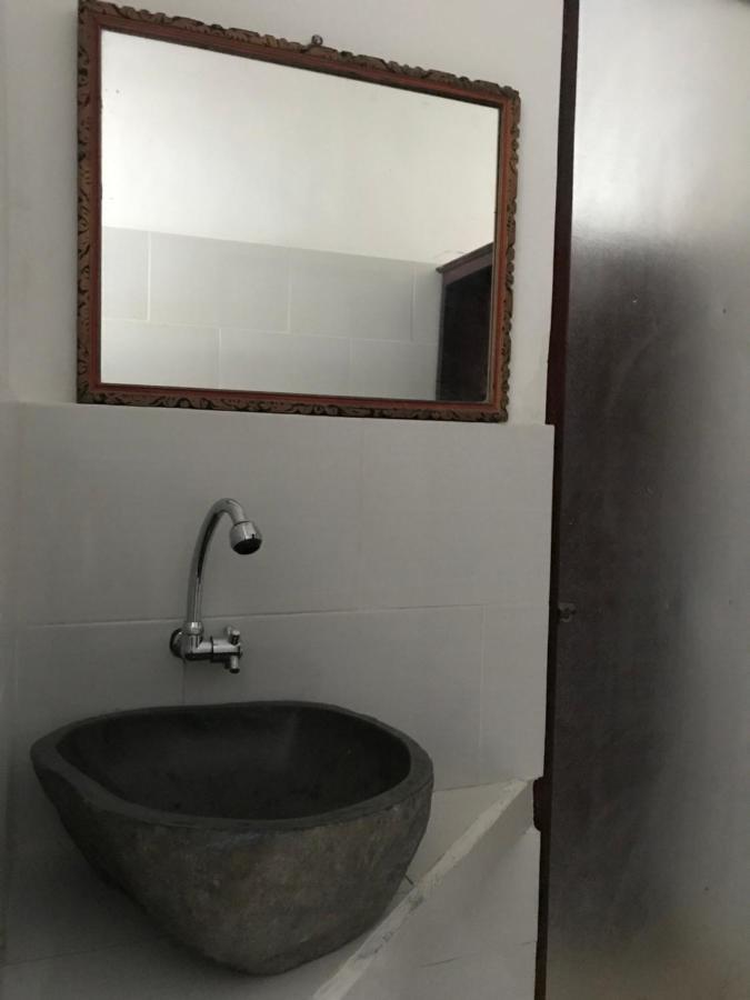 Tudes Homestay Amed Екстериор снимка
