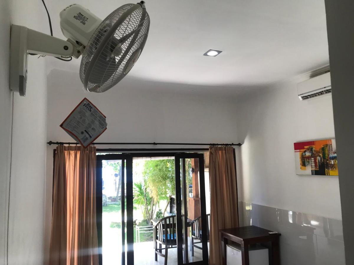 Tudes Homestay Amed Екстериор снимка